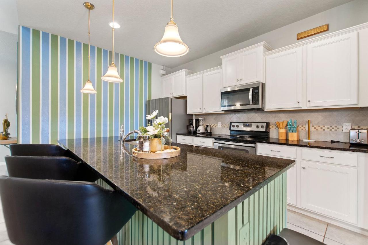 Stylish Cozy Family Getaway With Private Pool And Lake View Kissimmee Buitenkant foto